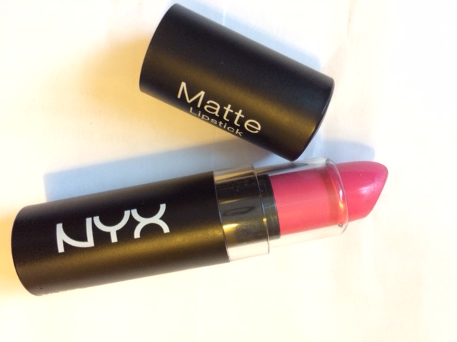 NYX Sumer Breeze Matter Lipstick