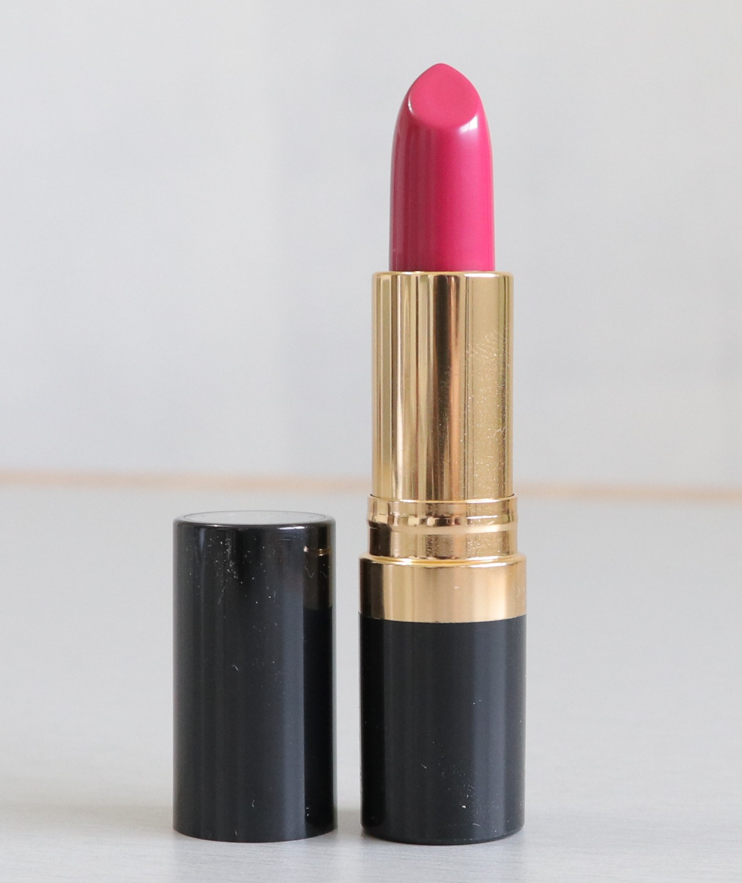 Revlon Super lustrous Lipstick in the shade Cherries in the Snow